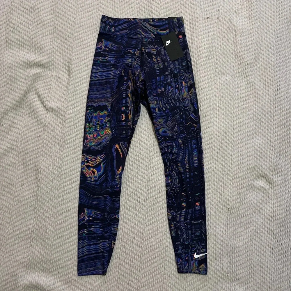 🖤 New Nike Women’s Air Tight Fit High Waisted Leggings🖤 - Picture 3 of 8